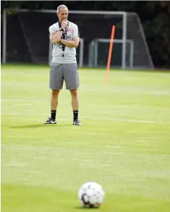  ?? Foto: imago/Jan Huebner ?? Adi Hütter hofft auf seinen ersten Titel mit der Eintracht.