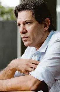  ?? Danilo Verpa-23.jul.2018/folhapres ?? O ex-prefeito Fernando Haddad, coordenado­r do programa de governo do PT, durante entrevista