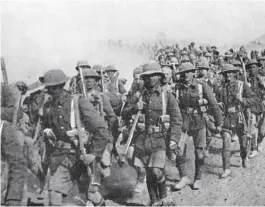  ??  ?? ( above) British troops on the march during Mesopotami­an campaign in World War I; ( right) The machine gun emerged as a decisive weapon during World War I