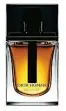  ??  ?? PROFUMO D'AUTORE Gouez non esce mai di casa senza qualche goccia di Dior homme.