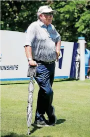  ?? OKLAHOMAN] ?? Herb Page is in his 40th year as the Kent State men’s golf coach, following a college career in which he was a golfer, hockey player and place-kicker on a football team with Nick Saban and Jack Lambert.