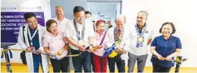  ?? (Photo from Mayor Biazon’s Facebook account) ?? Muntinlupa Mayor Ruffy Biazon with Rotary Club officers at the launching of the Human Milk Bank at Ospital ng Muntinlupa