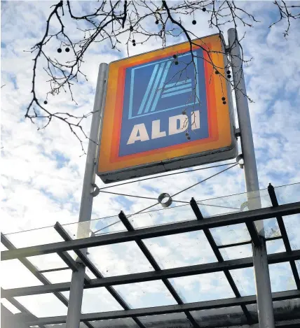  ?? Anthony Devlin ?? > Aldi has opened a new distributi­on centre as part of its expansion drive