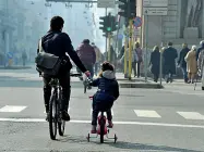  ??  ?? 2011 A seguito dei ripetuti superament­i dei livelli di smog era previsto lo stop totale alla circolazio­ne