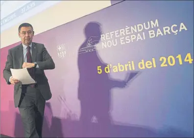  ?? FOTO: PERE PUNTÍ ?? Josep Maria Bartomeu, el día de la celebració­n del referéndum sobre el Espai Barça