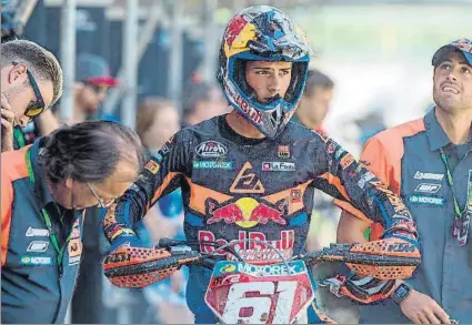  ?? FOTO: TWITTER ?? Jorge Prado, lucense de 17 años, ha sido el primer español en ganar una de las dos máximas categorías del motocross Mundial