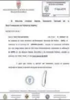  ??  ?? ► Arriba, la carta de Villarrael. Abajo, el certificad­o de título.