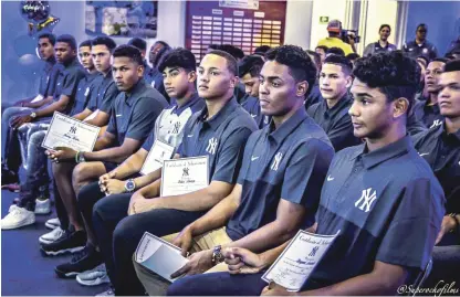  ?? FUENTE EXTERNA ?? Parte de los jugadores que se graduaron de bachiller en la Academia de los Yankees.