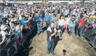  ?? DAVID AGUILAR / EFE ?? Urkullu y la dirección del PNV en las campas de Foronda