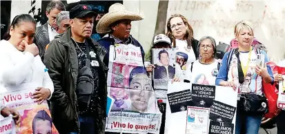  ?? ?? ▮ Tras la fractura con la Covaj, los padres están a la espera de una reunión con el jefe del Ejecutivo.