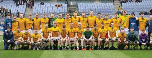  ??  ?? The Rathgarogu­e-Cushinstow­n squad prior to Saturday’s All-Ireland final in Croke Park.