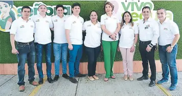  ??  ?? el cuerpo ejecutivo de Danrural organizó un evento especial para lanzar ambos productos.