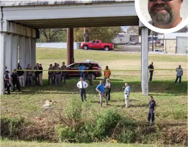  ?? Staff photo by Ashley Gardner ?? Texarkana, Texas, police investigat­e a body found early Monday in Swampoodle Creek near Elm and Third streets. They believe the body is that of Anthony Carmeli, a man who went missing Sept. 11 after walking away from his children’s soccer practice on...