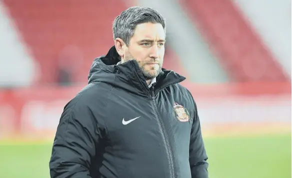  ??  ?? Sunderland Head Coach Lee Johnson