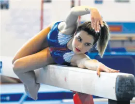  ?? PRIVATNI ALBUM ?? Hrvatska reprezenta­tivka Ana Đerek u vježbi na gredi