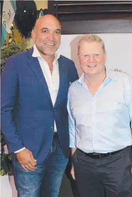  ??  ?? Gorden Tallis and Paul “Fatty” Vautin at The Jack Beasley Foundation sportsman’s lunch at the Arundel Tavern. Pictures: Andrew Meadowcrof­t