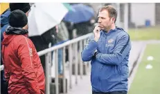  ?? FOTO: LARS FRÖHLICH ?? Der neue FSV-Trainer Christian Mikolajcza­k bastelt noch an der Anfangsfor­mation für den Start in die restliche Rückrunde.