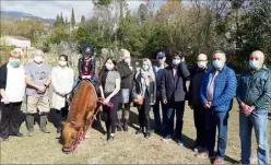  ??  ?? Le maire Jérôme Viaud a inauguré la toute nouvelle structure de SainteAnne.