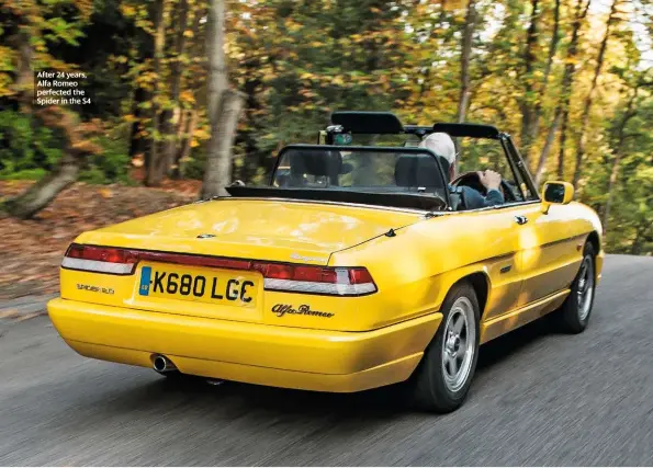  ??  ?? After 24 years, Alfa Romeo perfected the Spider in the S4