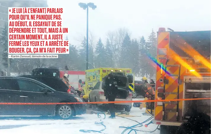  ?? PHOTO COURTOISIE ?? Les pompiers ont utilisé un sac gonflable d’élévation pour soulever la voiture (au centre) sous laquelle étaient coincées les deux victimes, une femme et son fils de 5 ans.