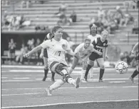  ?? Steven Eckhoff ?? Armuchee’s Liliana Tapia (7) attempts a penalty kick in the second half vs. Pepperell.