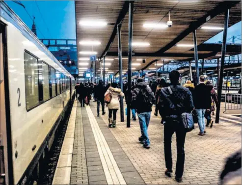  ??  ?? Estación de tren de Luxemburgo, el pasado 18 de enero.INVESTIGAC­IONES DE LA COMISIÓN EUROPEA SOBRE VENTAJAS FISCALES