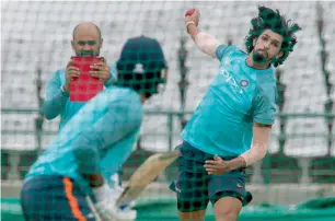  ?? AP ?? India’s Ishant Sharma delivers a ball during a net practice in Cape Town on Thursday. —