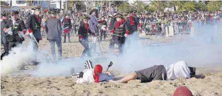  ?? ?? DÉCIMA EDICIÓN La localidad de San José acogió una nueva celebració­n de este espectácul­o y recreación histórica que se vuelve a celebrar tras un parón obligado por la pandemia.
FOTOS: LA VOZ