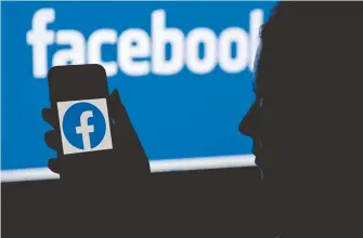  ?? OLIVIER DOULIERY/AFP ?? Facebook tiene
un Centro de Seguridad para Mujeres entre sus herramient­as