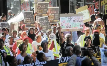  ?? PICTURE: DAVID RITCHIE ?? STAND UP: Scores of Cape Flats residents marched to Parliament yesterday to voice their concerns over crime in their communitie­s.