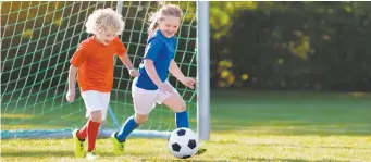  ?? ?? Si nos jeunes peuvent pratiquer une activité sportive, culturelle ou autres dans nos villes et villages, on doit une fière chandelle aux bénévoles.