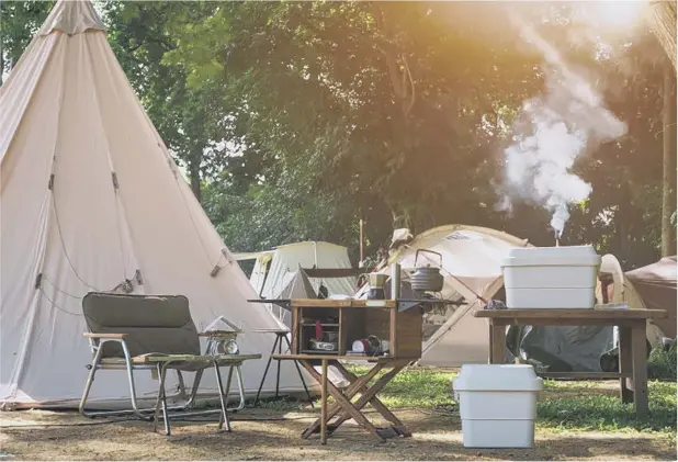  ??  ?? Be prepared for eco-friendly camping staycation­s