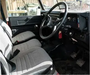  ??  ?? 90-1 interior with original cloth seats