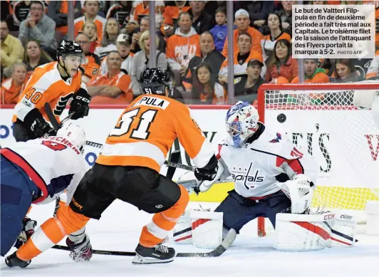  ?? PHOTO AFP ?? Le but de Valtteri Filppula en fin de deuxième période a fait très mal aux Capitals. Le troisième filet de la saison de l’attaquant des Flyers portait la marque à 5-2.