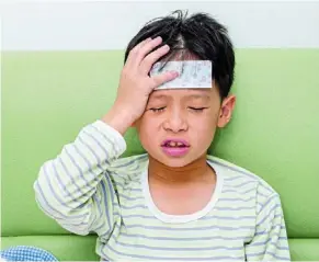  ?? — Positive Parenting ?? Symptoms of encephalit­is include headache, fever, confusion, drowsiness and fatigue.