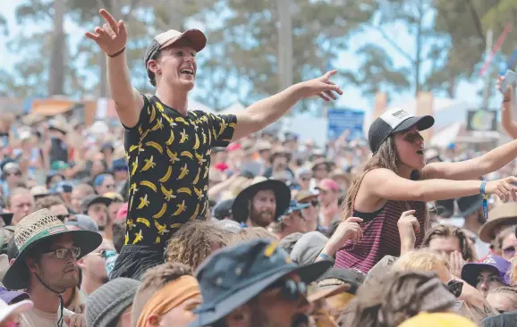  ?? Picture: MATT THOMPSON ?? Punters in the sold-out crowd of 16,000 at the Falls Festival in Marion Bay.