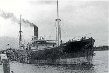  ??  ?? The SS Ventnor leaving Westport in 1902 before it sank.