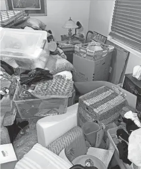  ?? COURTESY OF LAUREN DONOVAN ?? There are numerous physical, psychologi­cal and emotional pros to taking the time to declutter your living space.