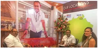  ?? Photo: Waisea Nasokia ?? Tanoa Internatio­nal Resort general manager, Daniel Roy, with sales director, Kushend Kumar, and an internatio­nal buyer, during the 2022 Fiji Tourism Expo, in Nadi.