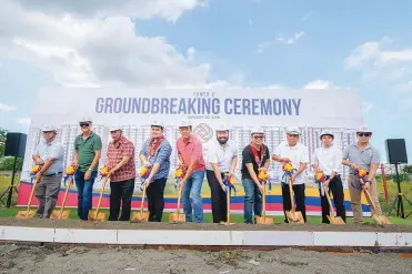  ??  ?? CRISRON Holiday Builders Inc.’s Legacy Leisure Residences breaks ground.