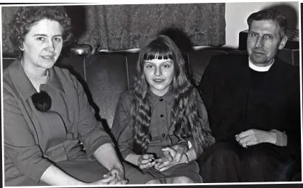  ??  ?? Close bond: A young Theresa with her mother Zaidee and her father, churchman Hubert