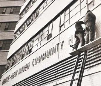  ?? Yale-New Haven Hospital archive ?? A sign is installed on the memorial unit for the Grace-New Haven Community Hospital.