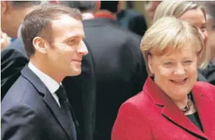  ?? REUTERS ?? Emmanuel Macron y Angela Merkel, en Bruselas