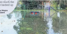  ?? ANDY MORTON ?? SWAMPED: A children’s play area in Aylestone completely covered in water