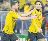  ?? EFE ?? DE VESTIDOR. Jadon Sancho (der.) marcó su gol a los tres minutos de juego.