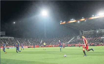  ?? FOTO: PEP MORATA ?? Vista parcial del estadio de Montilivi durante el partido entre Girona y Barça de la pasada temporada