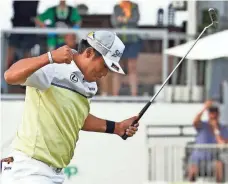  ?? DAVID KADLUBOWSK­I, THE (PHOENIX) ARIZONA REPUBLIC ?? Hideki Matsuyama celebrates after making a putt on the fourth playoff hole to win the Phoenix Open.