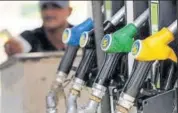  ?? AFP FILE ?? Fuel stations across India employ nearly 500,000 employees, including 100,000 temporary contractua­l workers.