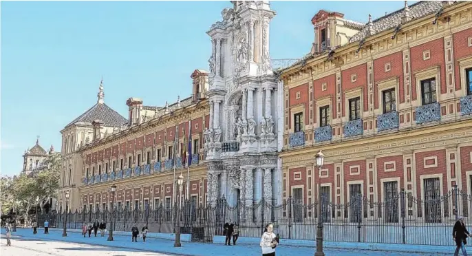  ??  ?? El palacio de San Telmo, sede en Sevilla de la Presidenci­a de la Junta de Andalucía, que lleva ocupado desde hace 36 años por el PSOE