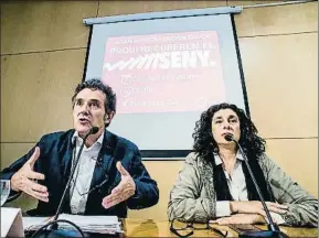  ?? XAVIER CERVERA ?? Álex Ramos y Miriam Tey, organizado­res de la manifestac­ión